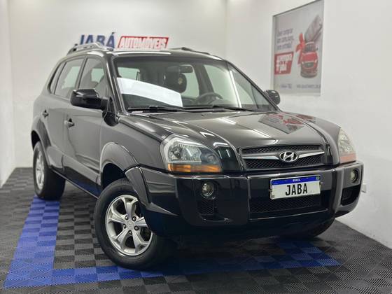 HYUNDAI TUCSON 2.0 MPFI GLS 16V 143CV 2WD GASOLINA 4P AUTOMÁTICO HYUNDAI TUCSON 2.0 MPFI GLS 16V 143CV 2WD GASOLINA 4P AUTOMÁTICO